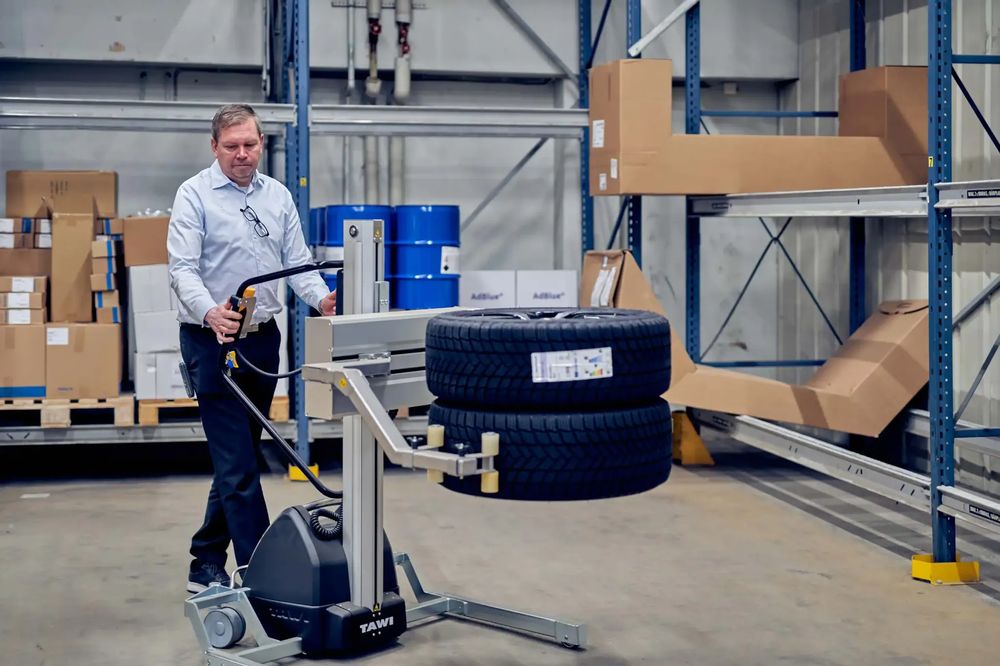 amazon wholesale suppliers warehouse inventory for amazon fba sellers